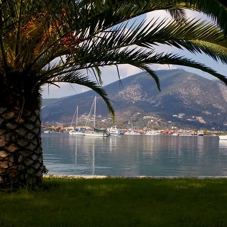 Yalenia Nydri (Lefkada)